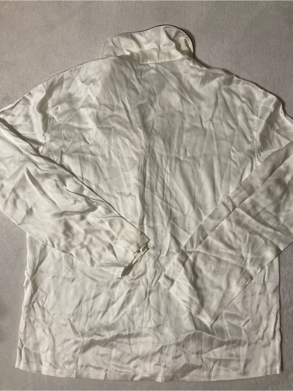 SKIMS Silk Pajama Set S - Picture 8 of 15